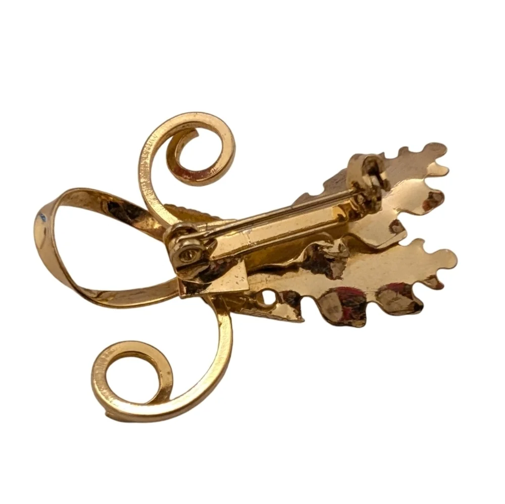 VINTAGE Gold Leaf Brooch Swirl Design Nature Pin Statement Jacket Jewelry